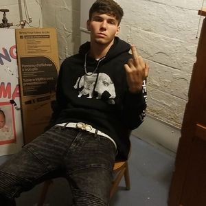 Meet your Posher, Austin